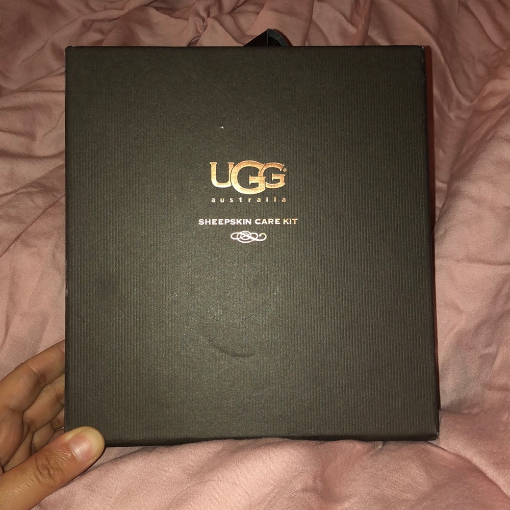 UGG cleaning kit